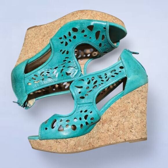 Miz Mooz Women's Kayla Wedge Pump‎ - Size 8.5 - Picture 4 of 8